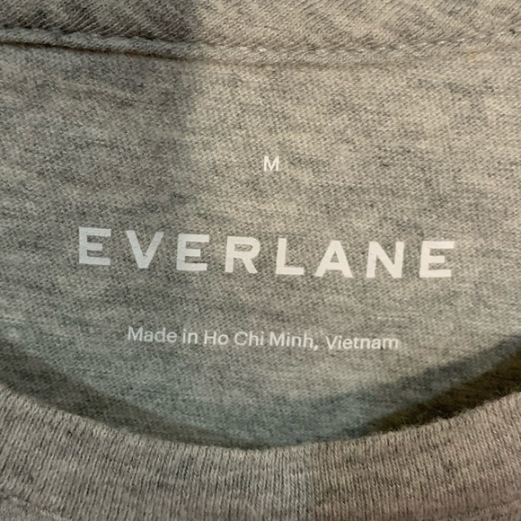 NWOT everlane t-shirt - Picture 2 of 3